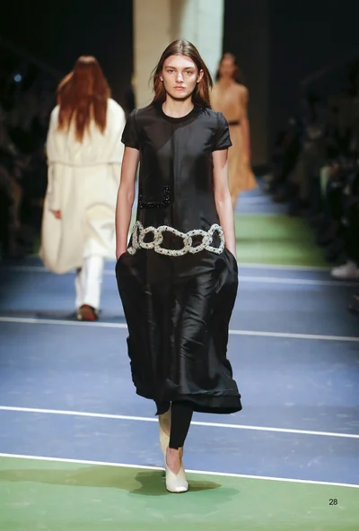 Look 28